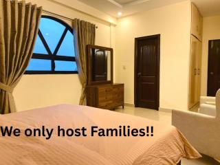 Newly furnished 3 Bed Apartment warda Hamna - 9