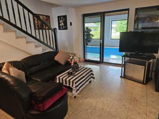 Ferienhaus Petzenblick - ganzjährig beheizter und privater Indoorpool - 4