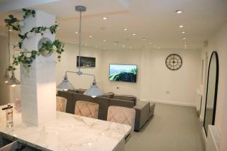 5BDR Spacious En-suite Accomodation - Coventry - 3