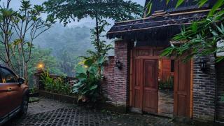 Villa Hening Senja Borobudur - Kayuares - 5