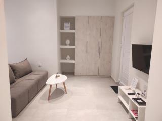 Elli Studio on Ermou 246 - Volos - 2