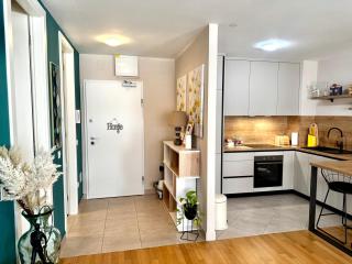 Cozy apartment on top location with private parking - 3