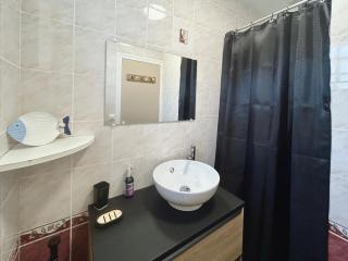 Maisonnette pour 2 personnes à 50m de la plage - Saint-Palais-sur-Mer - 8