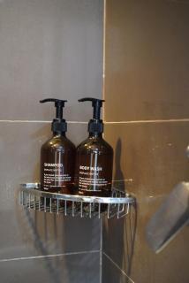 A Luxurious Experience Meets Comfort at ACQ - Manila - 7