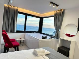 Wait 'n Sea - Himare - 1