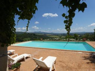 SCAPPO IN UMBRIA, il Fienile - Fornole - 0