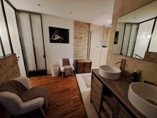 La Trémière, maison de village, sauna, vue garrigue - 2