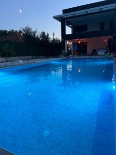 Infinity Lux Residence - Novi Banovci - 0