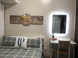 Corner 1Bedroom with Unparalleled Views #5235 - Manila - 0