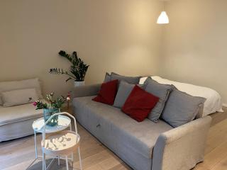 Cozy Studio Flat in Saska Kępa - 8