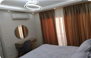 Cozy Beachfront Apartment Stunning Views - 3