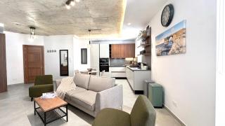 Stylish Entire Apartment - 2min from the Seafront - 2