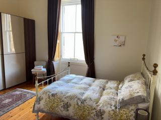 Quiet room in vibrant Bruntsfield with private parking - Edimburgo - 6