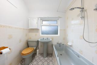 The Cobham Canterbury Retreat - Hot Tub - Drive Parking - Canterbury - 1