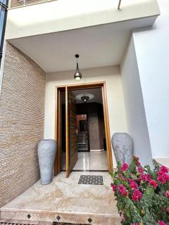 Amazing 4 Bdrms villa with pool RE43015 - Agadir - 6