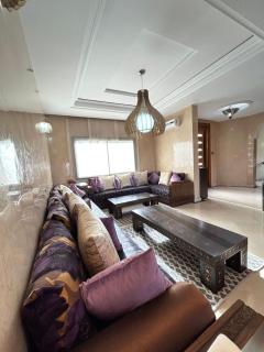 Amazing 4 Bdrms villa with pool RE43015 - Agadir - 2