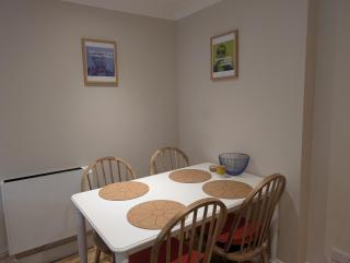 Marina Flat - Perfect Location - Moffat - 4