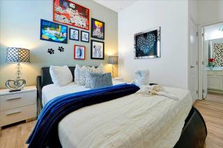 12BR Solterra Mansion + Arcade Game Room & Pool - Davenport - 7