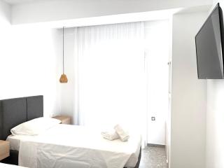 Sakellis Home 2- Steps to Beach & Town - Kardamaina - 6