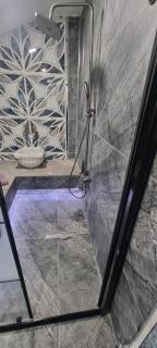 Sarı Ev - Eskiömerler - 6