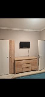 La Casa - - 2