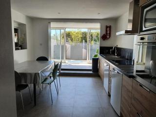 APPART DANS VILLA AVEC GRANDE TERRASSE PRIVATIVe - Aspremont - 1
