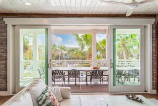 Palm Breeze - Ocean Views Golf Cart Game Room - 8