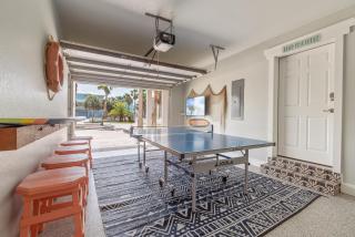 Palm Breeze - Ocean Views Golf Cart Game Room - 3