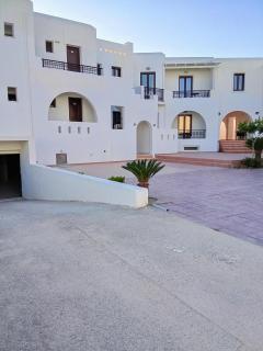 Alex Mike - Agia Anna Naxos - 4