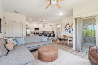 Scottsdale - 12050 N Panorama Dr #208 - 2