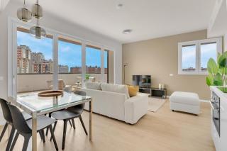 Airy Apartments with Balcony & Garage - Milan - 7
