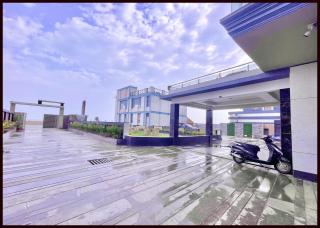 Swimming Pool Beach Front HOTEL GPR ! PURI, fully Air Conditioned Rooms And BREAKFAST, Wifi & Restaurant And Parking - Best Hotel - Puri - 3