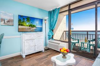 Heated pools, direct oceanfront, stunning views, rooftop pool, newly updated - 5