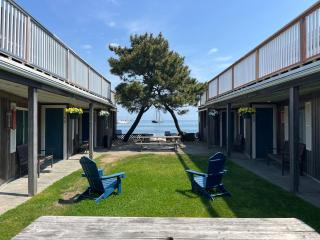 Vineyard Harbor Motel - Vineyard Haven - 0