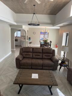 Bullhead oasis! Enjoy putt putt, view, pool & spa! - Bullhead City - 4