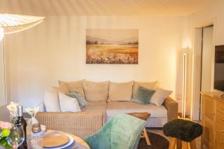W7 Rooms, ruhiges Apartment, Kingsizebett, Etagenbett, Terrasse, Garten - Kiefersfelden - 4