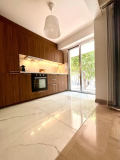 Studio Standing 100m de la mer avec balcon Fort Dauphin - Antibes - 9