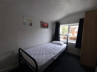 Beth House - Kingsthorpe - 8