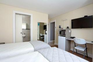 Camdene Guesthouse - 4