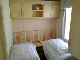 Golden Palm Heritage 8 Berth Enclosed Veranda - Chapel Saint Leonards - 4