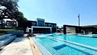 Modern 2- Bed Apt Pool & Gym - Austin - 6
