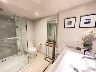 Beachfront Villa Marina at Harbor 171 - Resort Style Smart Studio - 3