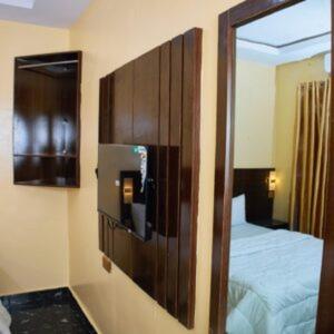 Darminah Luxury Hotel - Mama - 4