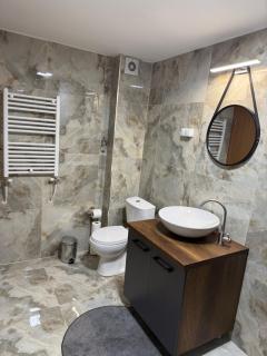 Newly Open - Angela Central Station Apartment - Skopje - 6