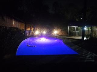 Spacious Entire House in Menlyn, Sleeps 8, Ideal for Groups - Pretoria - 9