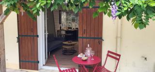 Charme et Nature, appartement cosy avec étang privé, au carrefour de 3 départements - Saint-Aigulin - 0