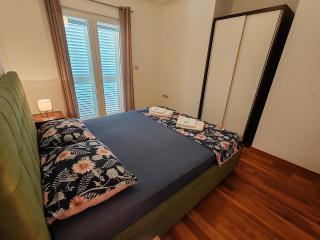 Apartmani Kovačićek 3 - Biograd na Moru - 2