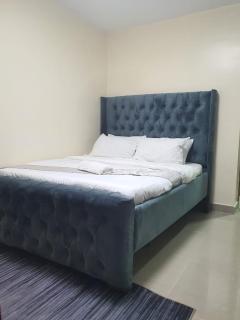 Stade View Suits RH 4002 - Nairobi - 6