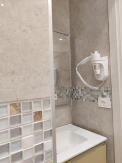 Triestecenter Rooms & Apartments - Colori di Trieste - Trieste - 1