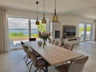 luxuriöse Villa Möwengeflüster - 220qm große Ferienwohnung für bis zu 8 Gästen mit Sauna direkt am Goitzschesee - Pouch - 5
